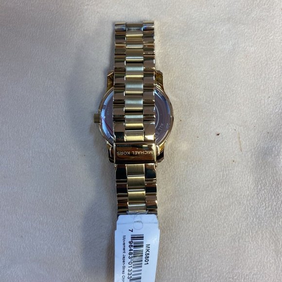 Michael Kors Women's Runway Pink Dial Gold-tone Stainless Steel Watch - Picture 5 of 6